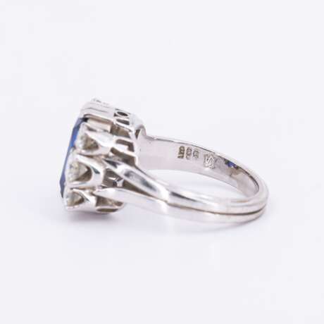 Sapphire-Diamond-Ring - photo 4