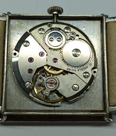 Wristwatch with Diamond Setting - фото 4