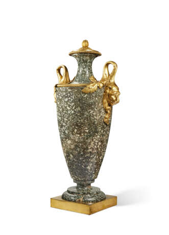 VASE COUVERT D`EPOQUE LOUIS XVI - photo 6