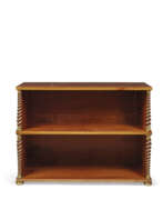 Shelfs. ETAGERE DE STYLE NEOCLASSIQUE