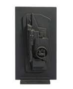Louise Nevelson. LOUISE NEVELSON (1889 - 1988)