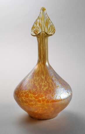 Loetz Wwe. Vase in Form eines Rosensprenggefäßes - photo 1