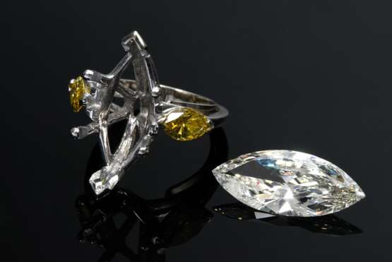 Platin Ring mit Diamant im Navetteschliff (ca.4.58ct/P2/TCA/M) und 2 seitlichen gelben Diamanten im Navetteschliff (zus. ca. 1.11ct/SI1/Fancy Vivid Yellow), Gesamtgewicht 6,4g, Gr. 50 (Verkleinerungsspange), GIA Report von Oktober 2023 liegt vor, Ste… - Foto 2