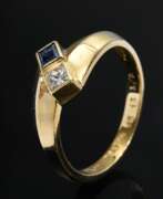 Übersicht. Zarter Gelbgold 750 Ring mit Diamant Carré (ca. 0.15ct/VVSI/TW) und Saphir Carré (ca. 0.13ct), 3,5g, Gr. 53