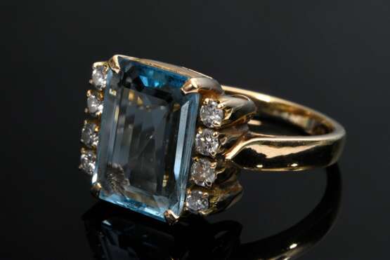 Gelbgold 750 Ring mit Aquamarin (ca. 3.5ct) zwischen Brillantleisten (zus. ca. 0.20ct/P2/CR), 4,3g, Gr. 50,5 - Foto 2