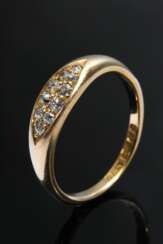 Schmaler viktorianischer Gelbgold 750 Ring mit Altschliffdiamanten (zus. ca. 0.40ct/SI-P2/TCR-LY), Birmingham, ca. 1890, 5g, Gr. 59