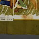 Hermès Seiden Carré "Cols Vert" in oliv, Entw.: Christiane Vauzelles 1973, gerollter Rand, 90x90cm, kein Schild, Tragespuren - фото 3