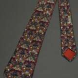 2 Hermès Seiden Krawatten: graugrüner "Pegasus" (7348 PA) und bunte "Azteken" (7403 PA), L. 145cm, B. 8,3/9cm, Tragespuren - Foto 2