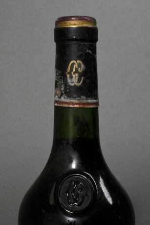 Flasche 1955 (?) Chateau Gruaud-Larose, Rotwein, Bordeaux, Saint Julien, 0,75l, in, durchgehend gute Kellerlagerung, Etikett und Kapsel beschädigt - Foto 3