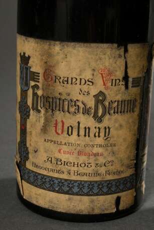 3 Flaschen 1949 Hospices de Beaune, Volnay, Rotwein, Burgund, 0,75l, ls - ms, durchgehend gute Kellerlagerung, Etiketten und Kapseln beschädigt - фото 2