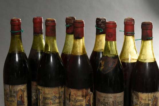9 Flaschen 1950er (?) Hospices de Beaune, Volnay Santenots, Rotwein, Burgund, 0,75l, ls - hs, durchgehend gute Kellerlagerung, Etiketten und Kapseln beschädigt - photo 4