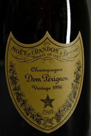 Flasche 1996 Moet & Chandon Champagner, Cuvee Dom Perignon Vintage, Epernay, 0,75l, konstante Kellerlagerung - photo 2