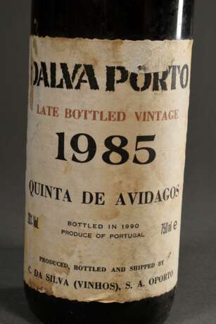 Flasche 1985 Dalva Porto, Quinta de Avidagos, late bottled Vintage (1990), sa Silva, Porto, 0,75l, hf, Etikett und Kapsel beschädigt - Foto 2