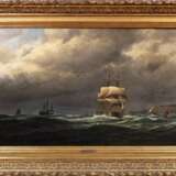 Bohnhorst, August John Paul (1849-1919) „Schiffsverkehr bei aufziehendem Sturm“, Öl/Leinwand, 85x137cm (m.R. 125,5x175cm), rest. - Foto 2
