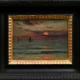Roussel, Charles (1861-1936) "Schiffe vor der Küste im Sonnenuntergang", Öl/Leinwand, u.l. sign., niederländische Wellenleiste (leicht berieben), 16,4x22,5cm (m.R. 30x35,5cm) - Foto 2