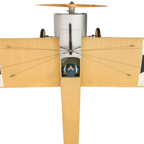 Modell des deutsches Jagdflugzeuges "Fokker E.III" aus dem 1. Weltkrieg, - photo 6