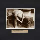 5 Schorer, Joseph (1894-1946) "Seemänner, Armenheim", Fotografien auf Karton montiert, je bez., verso gestempelt und Klebeetikett, 17,8x12,7cm (35x25cm), leichte Altersspuren - фото 9