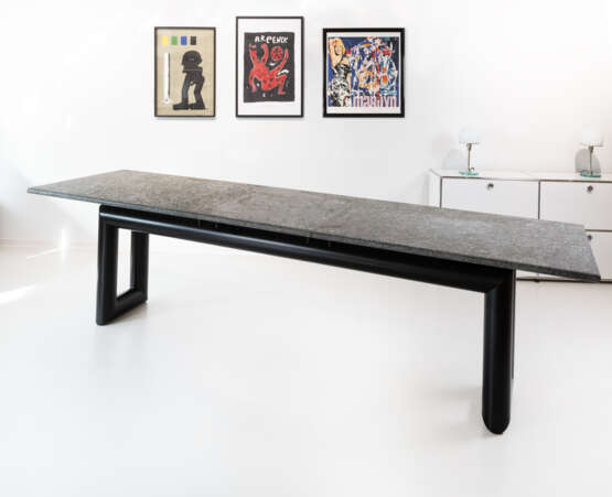 Alias Esstisch 'terzo' mit Granitplatte, Entwurf von Mario Botta - photo 4