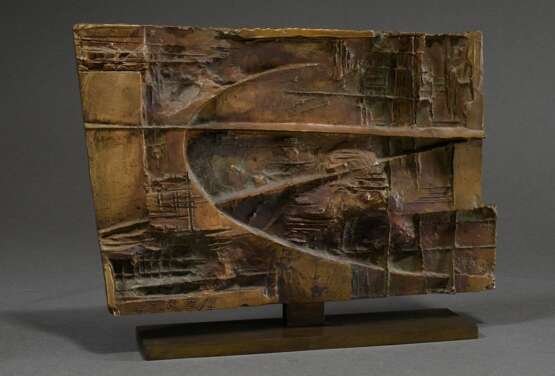 Reuter, Erich Fritz (1911-1997) "Anadolu XX" oder "Anatolien" 1970/71, Relief, Bronze braun patiniert, u.l. monog., Exemplar II/V, 20/23x30x3,5cm, WVZ Karpen 174 - фото 1