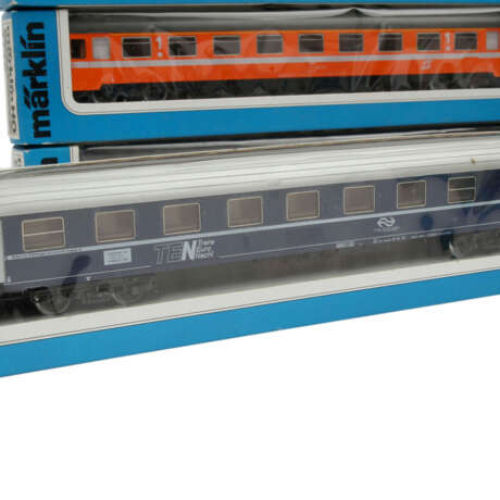 MÄRKLIN Konvolut von acht Schnellzugwagen, Spur H0, - фото 2