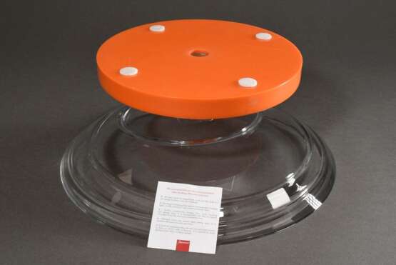 Modernes Baccarat Kristall Centerpiece "Hypnos" mit unregelmäßigem Kreisschliff und orange lackiertem Fuß, Boden sign., Ø 36cm, H. 24cm - photo 6