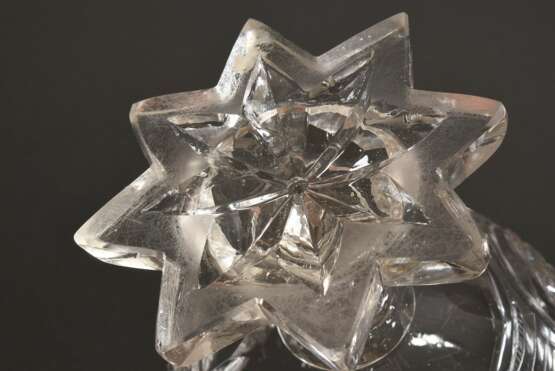 Biedermeier Kristall Deckelgefäß mit achtzackigem Sternenfuß und dekorativem Schliff, H. 25cm, min. best. - фото 3