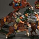 17 Elastolin Figuren "Wilder Western", u.a.: 2 Planwagen (Zwei- und Vierspänner), 4 Cowboys, 5 Indianer, Tipi, Lagerfeuer, Marterpfahl, bespielt - Foto 11