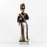 Figurine en porcelaine Soldier Grenadier De La Garde. Allemagne Porcelaine 24 - photo 1