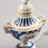 Paire de lampes en porcelaine Позолота Napoleon III 40 г. - фото 3