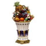 Paire de vases decoratifs &agrave; fruits. Europe 20e si&egrave;cle. Фарфор 50 г. - фото 4