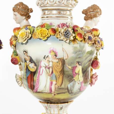 Une paire de vases en porcelaine. Dresden Porzellan Napoleon III 72 - Foto 8