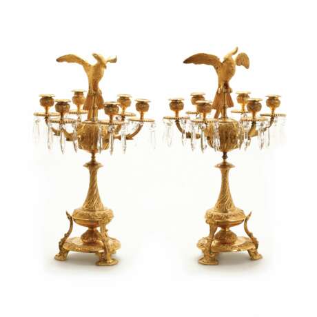 Paire de candelabres &agrave; figures d&amp;39oiseaux de paradis. Gilded bronze crystal Néo-classicisme 52.5 - photo 1