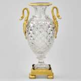 Vase en cristal en bronze dore Gilded bronze Neoclassicism 27.5 - photo 3