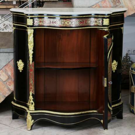 Cabinet en eb&egrave;ne de style Boulle. Marquetry Napoleon III 109 г. - фото 2