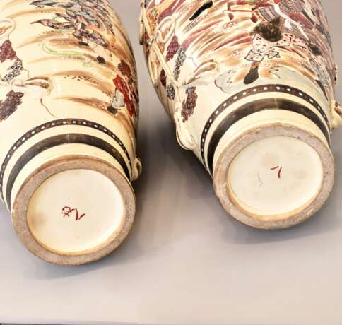 Paire de vases de sol japonais Satsuma. Fayence 105 - Foto 5
