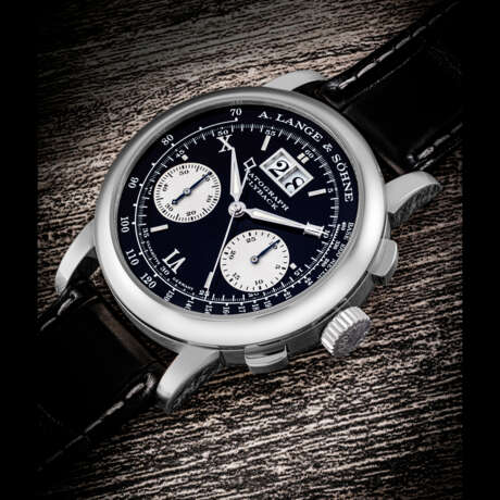 A. LANGE & S&#214;HNE. A RARE AND ATTRACTIVE PLATINUM FLYBACK CHRONOGRAPH WRISTWATCH WITH OVERSIZED DATE - photo 1