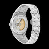 AUDEMARS PIGUET. AN EXTREMELY RARE AND MAGNIFICENT 18K WHITE GOLD, DIAMOND AND MULTI-COLOURED GEM-SET AUTOMATIC WRISTWATCH WITH SWEEP CENTRE SECONDS, DATE AND BRACELET - фото 2