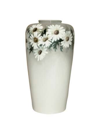 Vase Marguerites. Manufacture imperiale de porcelaine 1915. Porcelaine 31 - photo 1