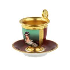 Tasse en porcelaine avec soucoupe. Usine Popov. Russie 1811-1833 