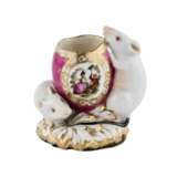 Composition decorative avec deux souris pr&egrave;s de l`oeuf. KPM XIXe si&egrave;cle. Porcelain Hand Painted Gilding Neo-baroque 8 - Foto 1