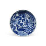 A BLUE AND WHITE ‘PHOENIX AND PEONY’ SHALLOW BOWL - photo 1