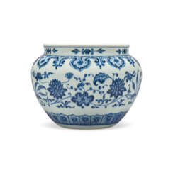 A BLUE AND WHITE ‘LOTUS’ JAR