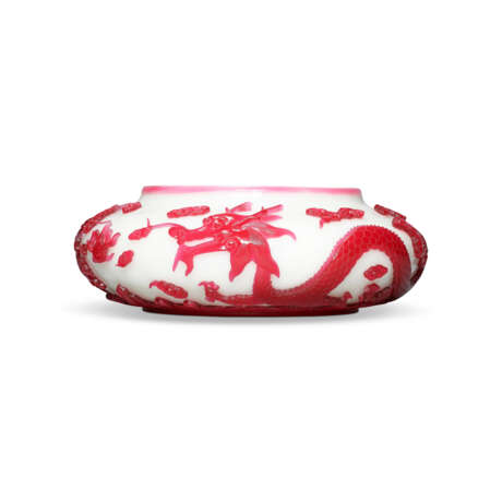 A RED OVERLAY GLASS `DRAGON` WASHER - photo 1