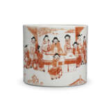 AN IRON-RED DECORATED `SCHOLARS` BRUSH POT - photo 1