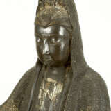 Large Asian bronze group of Guanyin sitting on a fabulous animal, on naturalistic style integrated oval base - photo 2