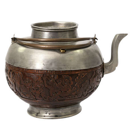 Teekanne aus Zinn und Kokosnuss. CHINA, 1. Hälfte 20. Jahrhundert. - Foto 4