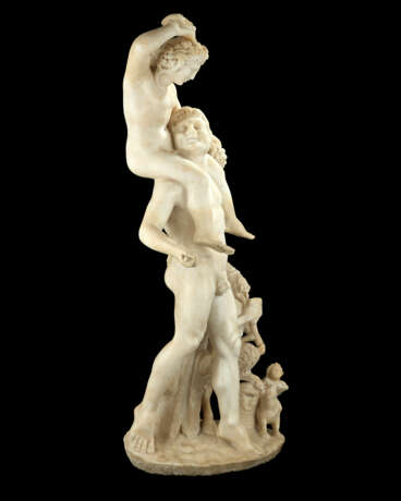 A ROMAN MARBLE GROUP STATUE OF BACCHUS, A SATYR, PAN AND CUPID - Foto 3