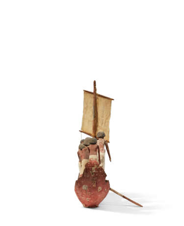 AN EGYPTIAN GESSO-PAINTED WOOD FUNERARY MODEL OF A BOAT - фото 3