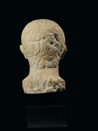 A MONUMENTAL ROMAN MARBLE PORTRAIT HEAD OF THE EMPEROR AUGUSTUS - Foto 4