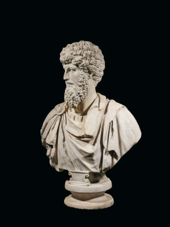 A MONUMENTAL ROMAN MARBLE PORTRAIT BUST OF THE EMPEROR LUCIUS VERUS - фото 2